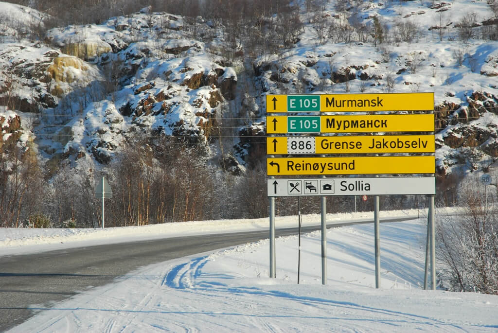 Traffic sign in Sør-Varanger